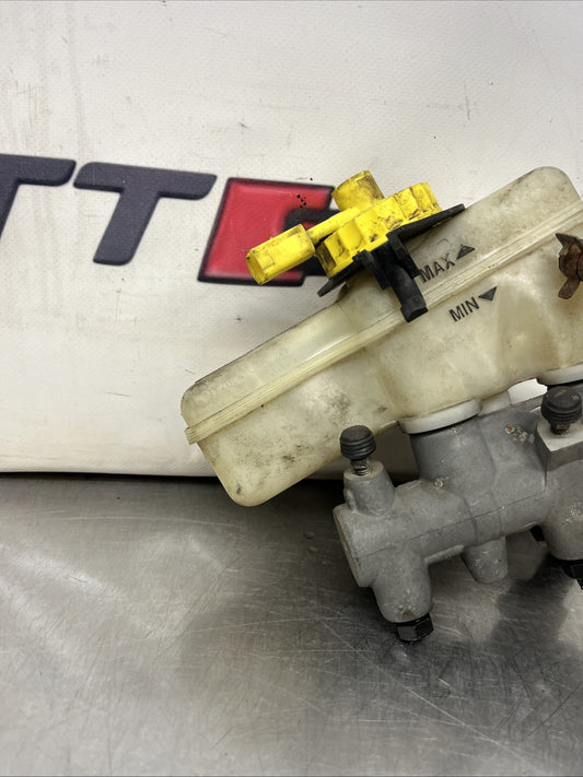 AUDI TT MK1 Brake Master Cylinder and Reservoir Tank 0204221731