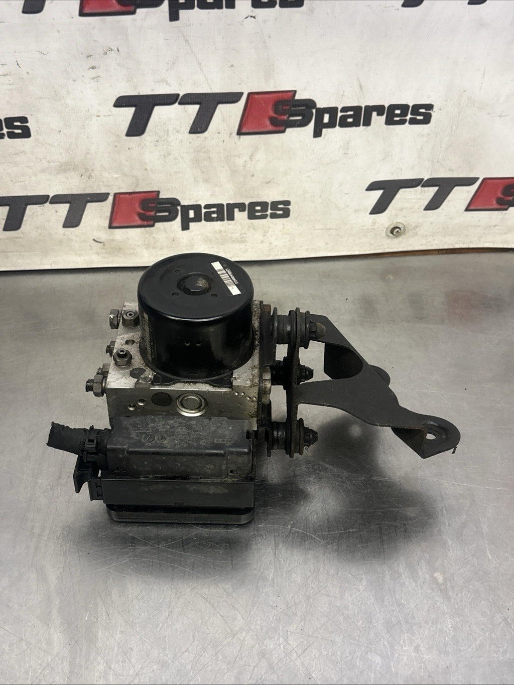 2010-2014 AUDI TT MK2 8J ABS Pump Modulator Control Unit 8J0614517B