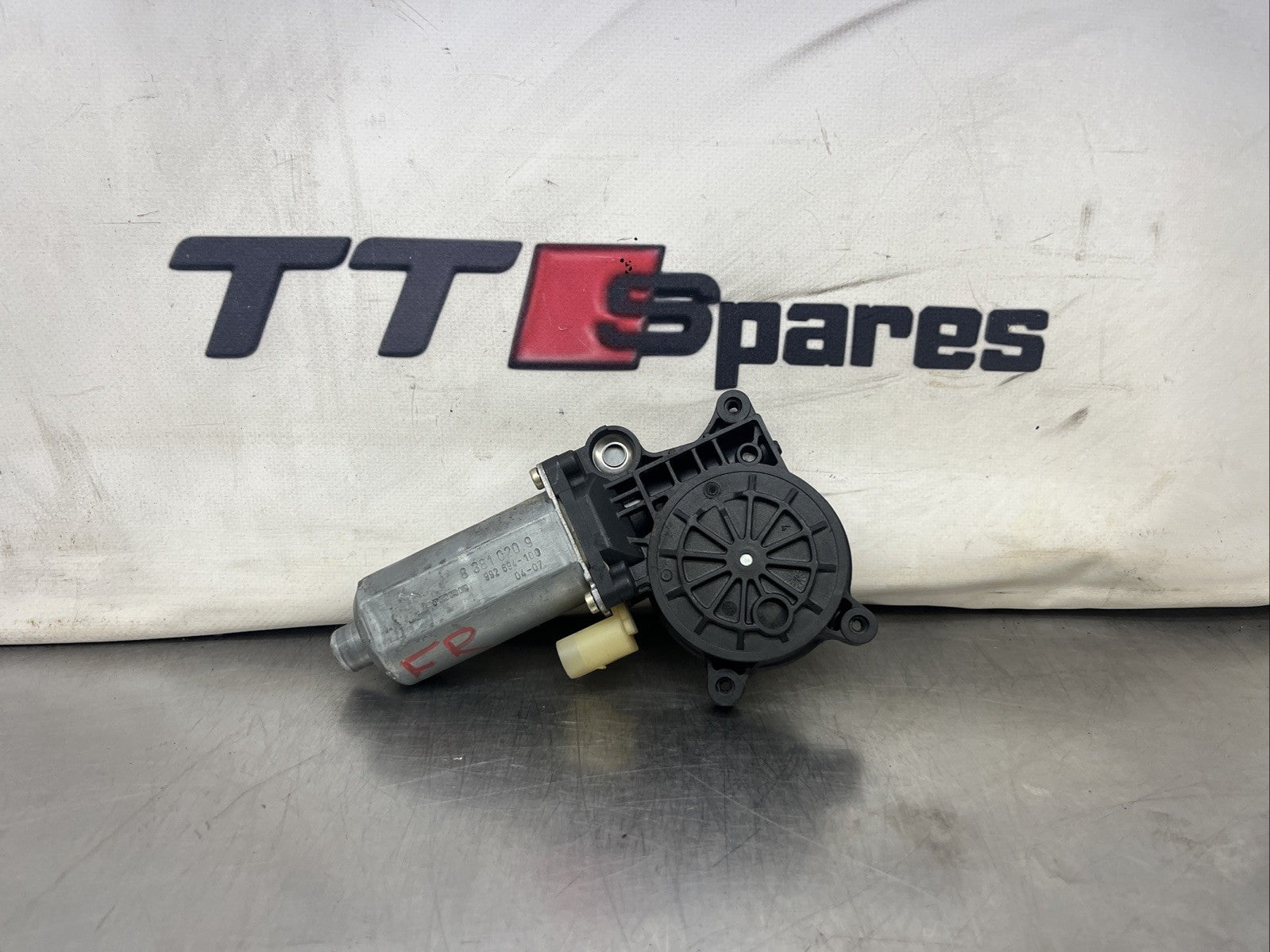 2002 BMW X5 E53 WINDOW REGULATOR (RIGHT FRONT) 8 381 020.9