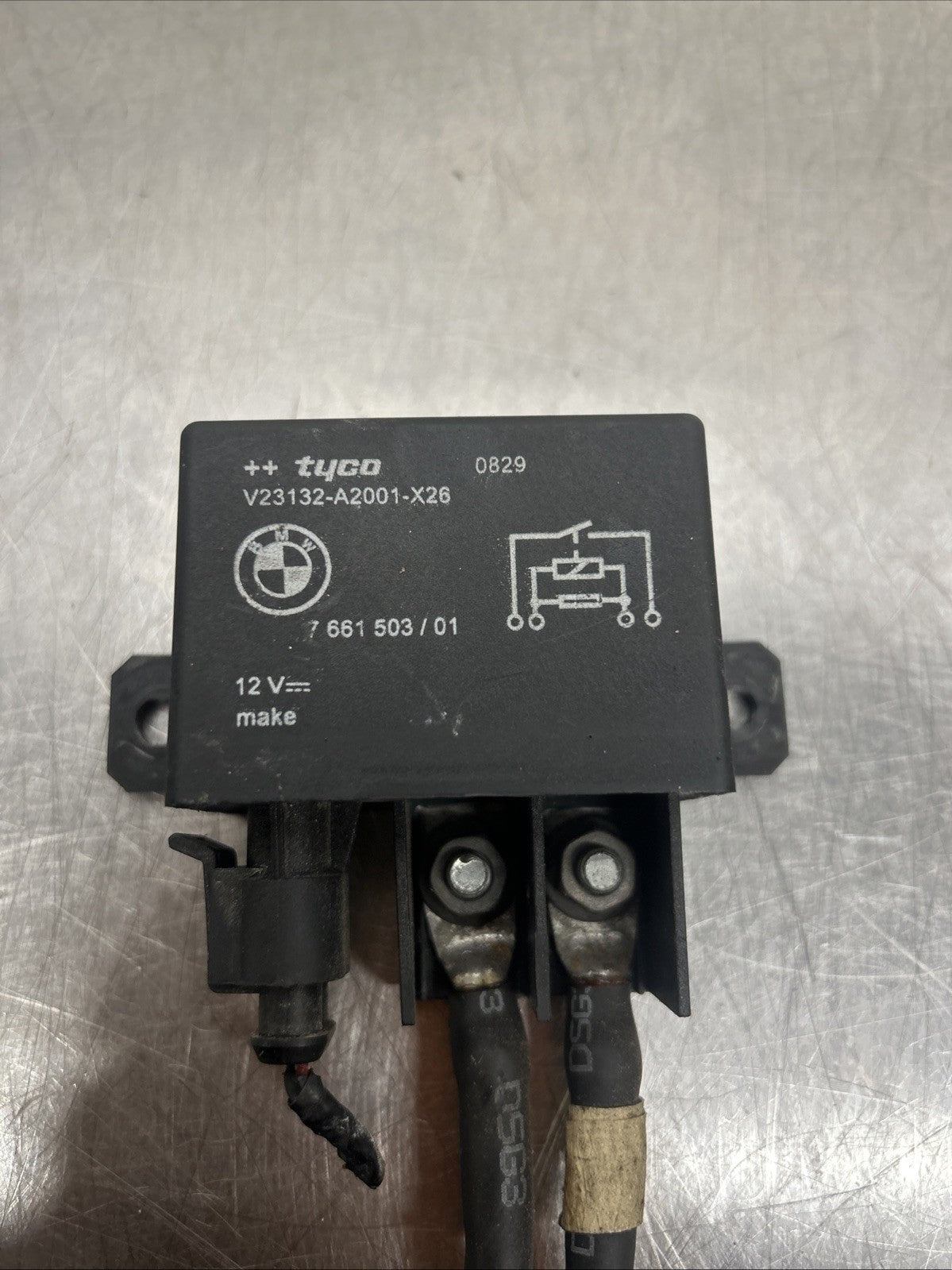 BMW 1 3 5 6 Series E60 E64 E82 E90 Battery Cable Relay 7661503