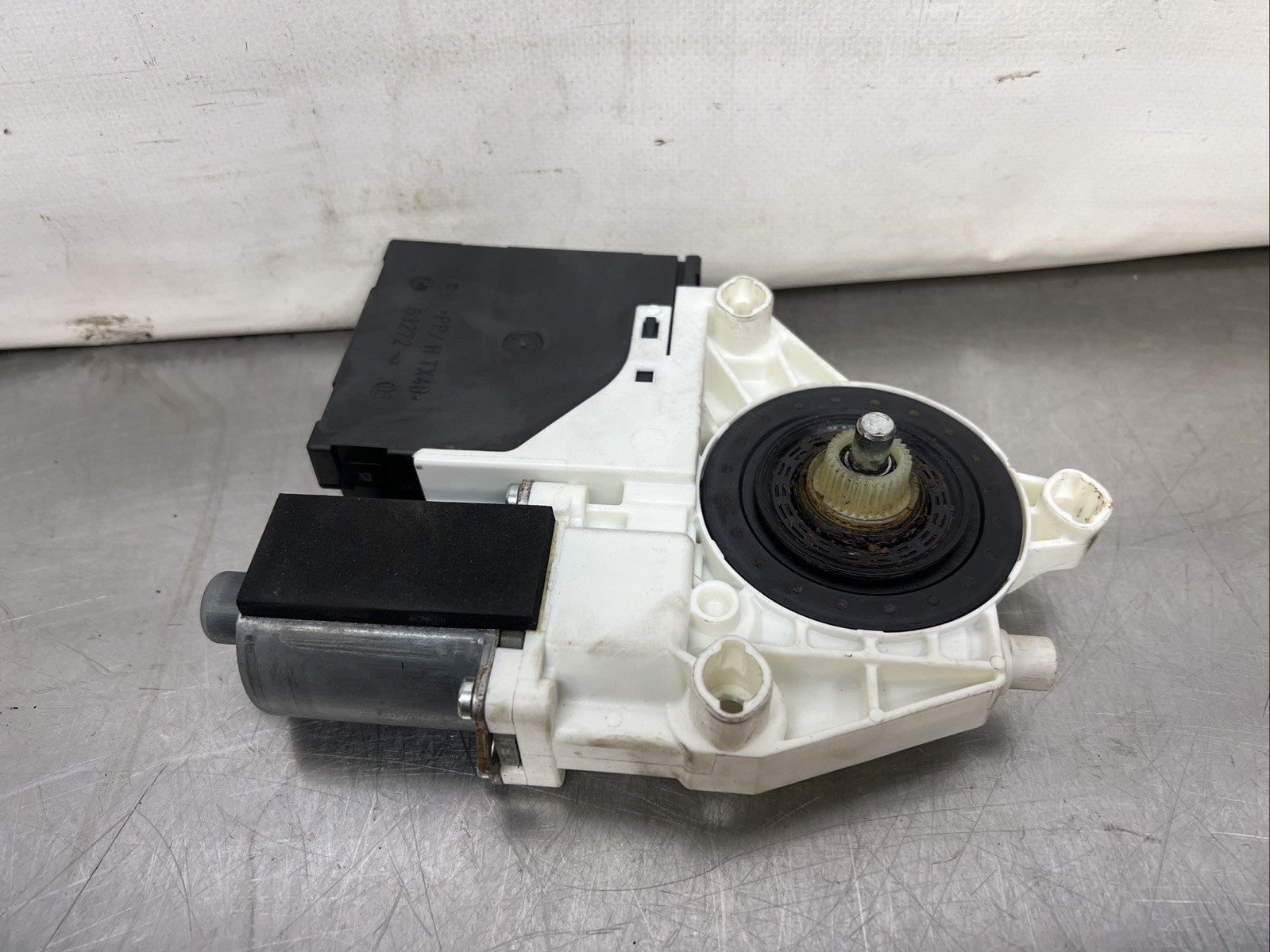 AUDI TT DRIVERS WINDOW MOTOR /OFFSIDE  MK2 06-14 8J8959801C