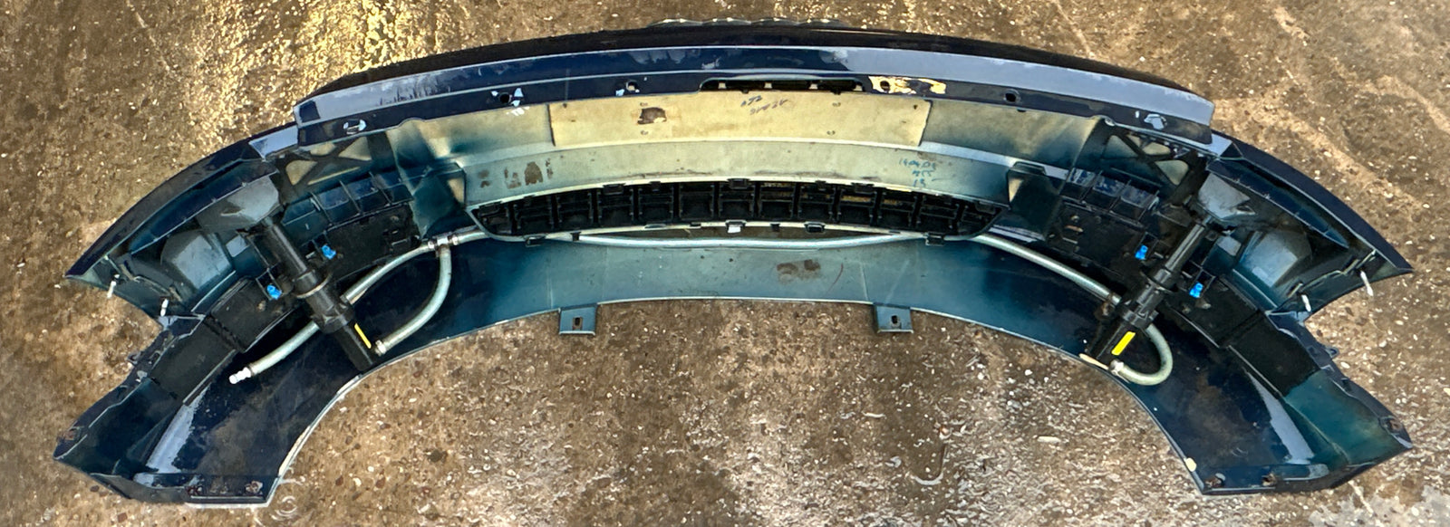 AUDI TT 8n mk1 3.2 V6 COMPLETE FRONT BUMPER + GRILLS WASHER JETS IN MORO BLUE
