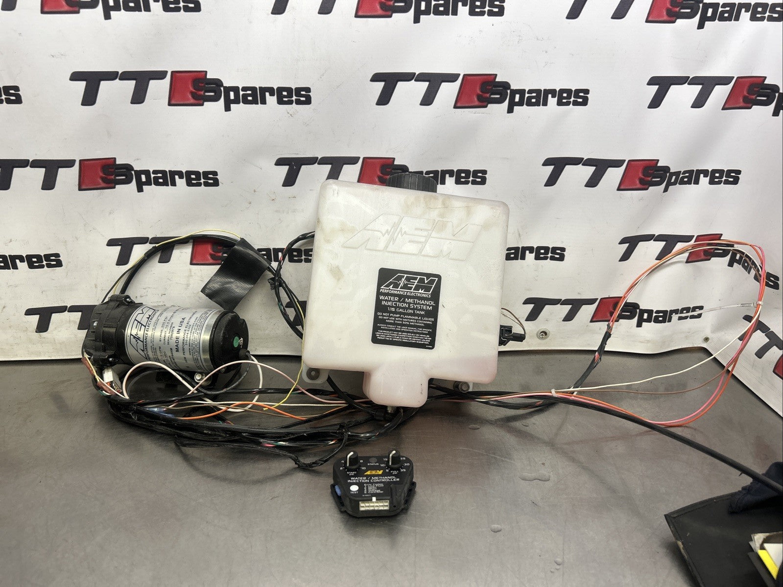 Aem V3 Water / Methanol Injection Kits 1 Gallon Kit 30-3300