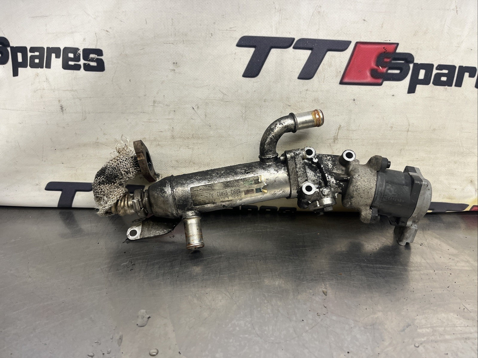 JAGUAR S-TYPE X205 2.7 DIESEL EGR VALVE AND COOLER 4R8Q-9Y493-AJ Discovery