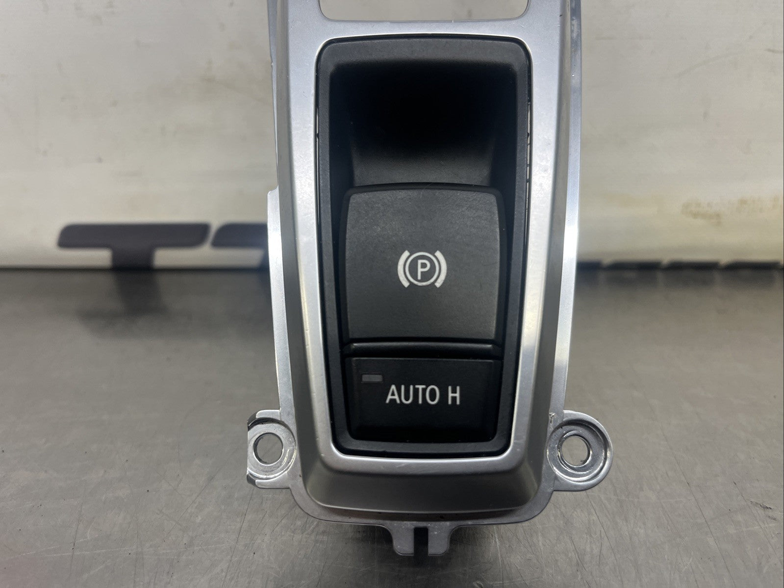 BMW X5 E70 2009 Hand parking brake switch 914850801 EIM12515