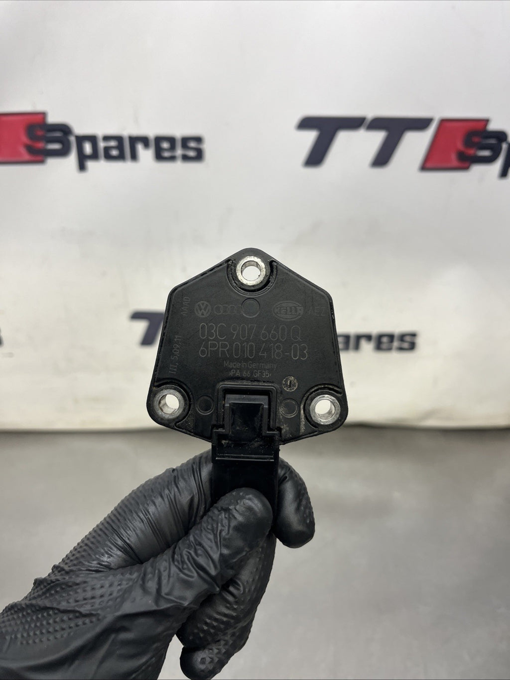 Volkswagen Audi Seat Skoda 2.0 Tdi Engine Oil Level Sensor 03C907660G
