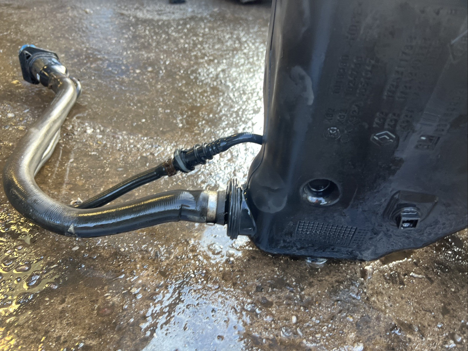Renault Trafic Vivaro COMPLETE 2014-19 ADBLUE TANK PUMP 208993933R 93459932 MK3