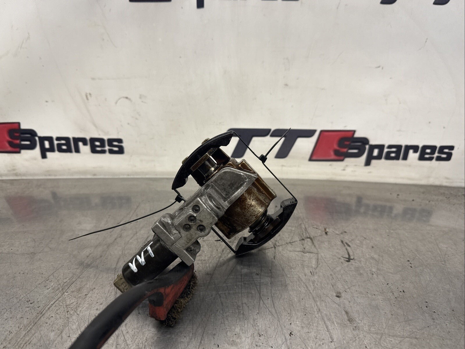 AUDI TT 8N MKI CAM CHAIN TENSIONER 058109088 1.8 BAM VVT SOLENOID