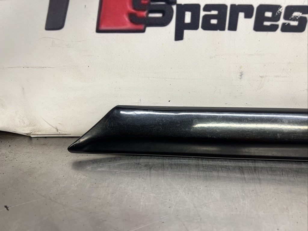 VW GOLF MK3.5 REAR LEFT TRIM MOULDING BLACK 1H3853535 COLOUR CONCERT PAINTED