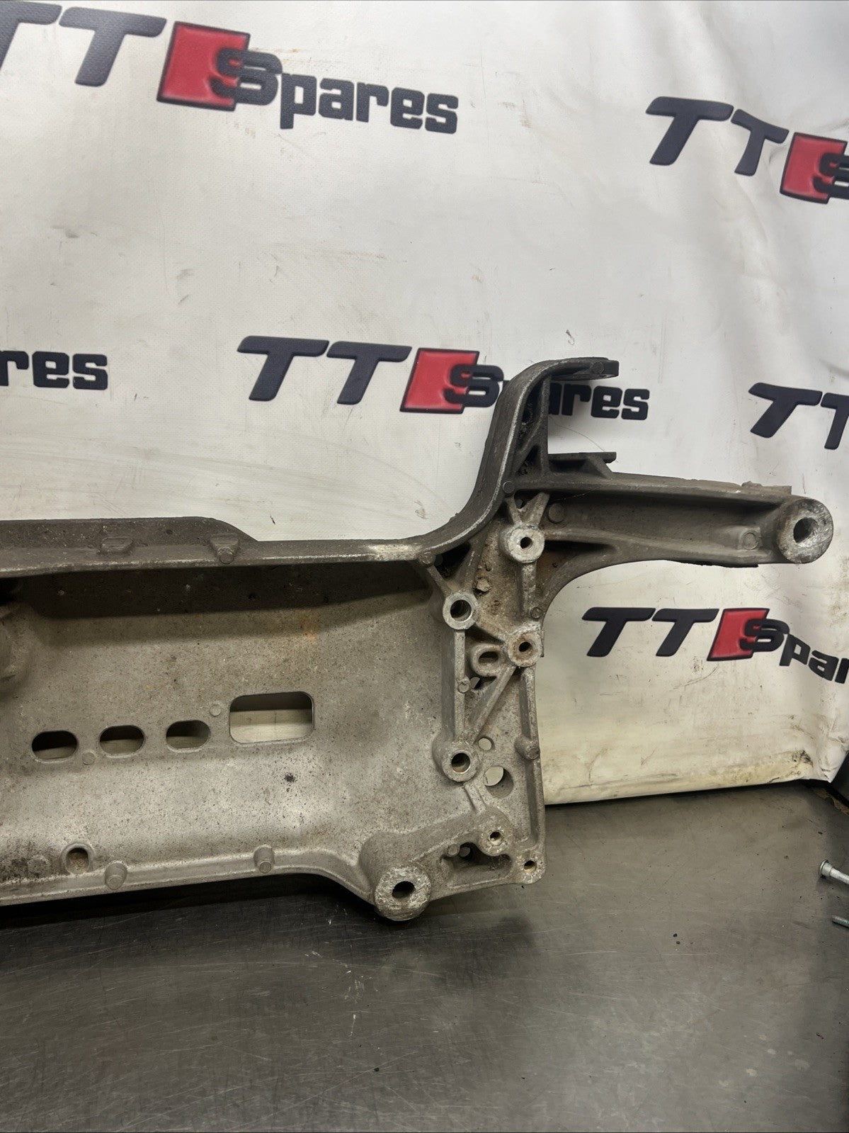 VW AUDI SEAT SKODA FRONT SUBFRAME ENGINE SUPPORT 3c0199369F