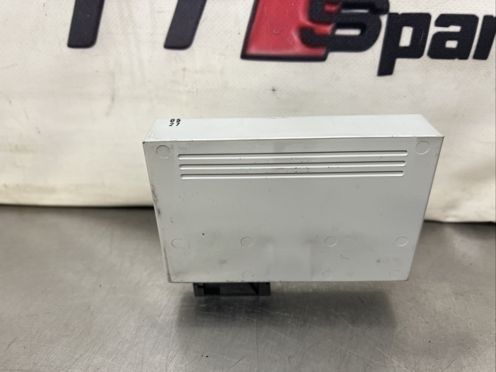 BMW X5 E70 06-13 Body Control Module Junction Box 5WK49131B   6135 9134707