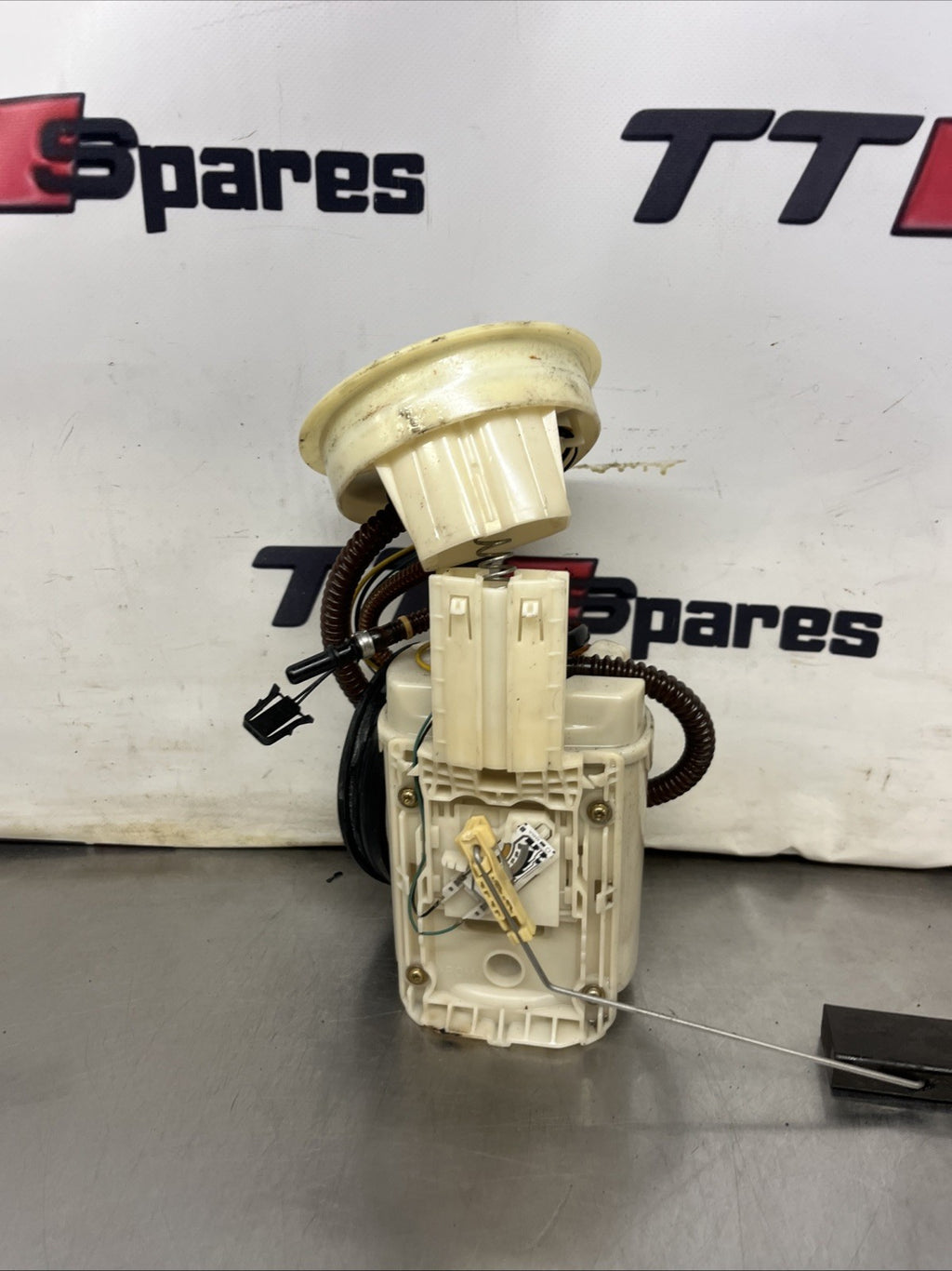 Audi TT Mk1 98-06 QUATTRO☆Electric Fuel Pump☆8L9919051J☆FREE TRACKED P&P 