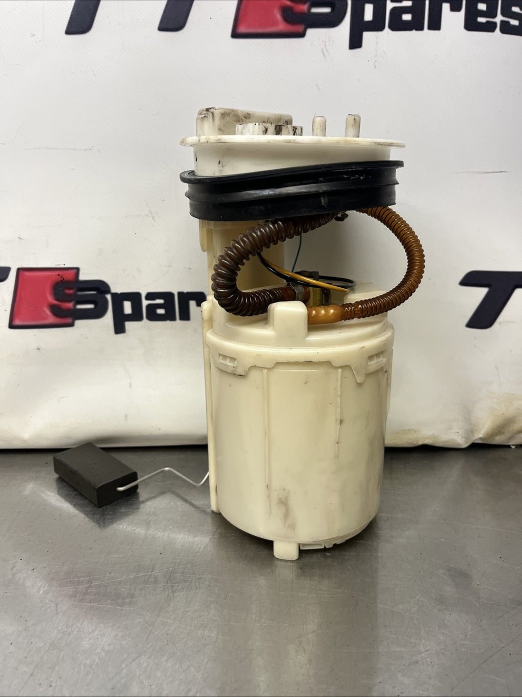 AUDI TT MK1 98-06 8N FRONT WHEEL DRIVE GENUINE FUEL PUMP SENDER UNIT 8L0919051N