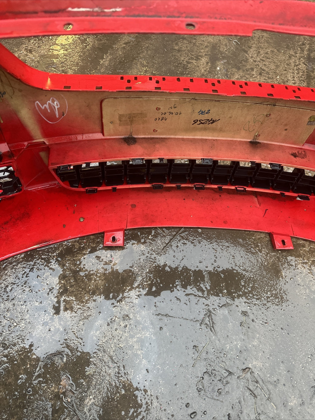 AUDI TT 8n mk1 3.2 V6 COMPLETE FRONT BUMPER + LOWER GRILLS WASHER JETS RED