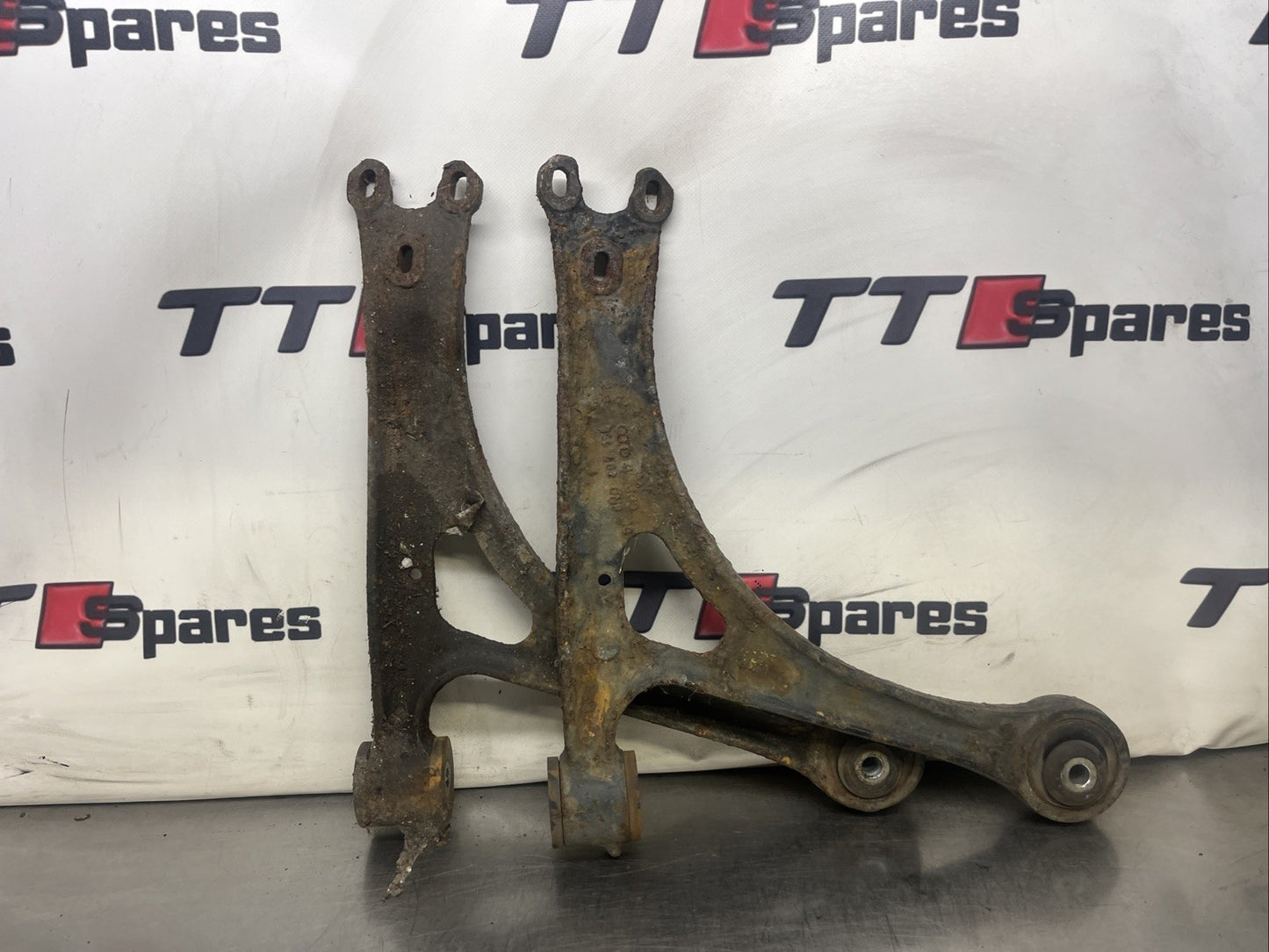 AUDI TT MK1 8N FRONT CAST LOWER ARMS WISHBONES POLYBUSHED GENUINE
