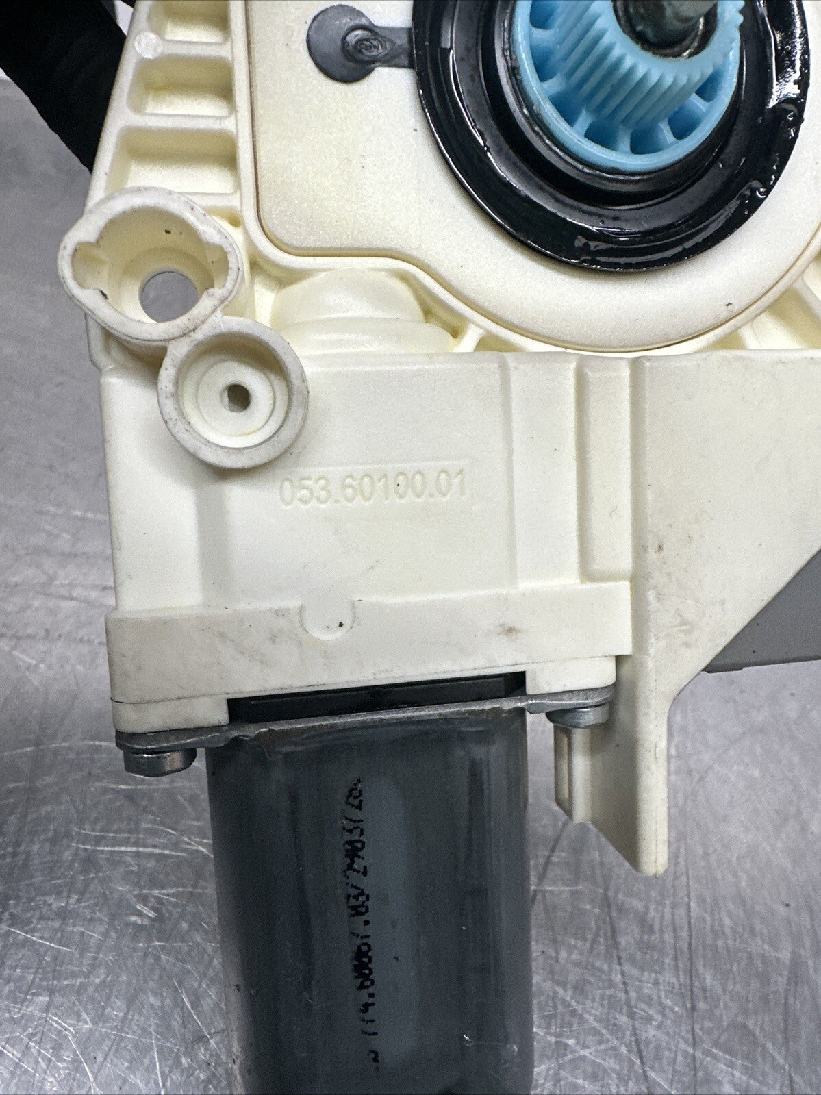 RANGE ROVER SPORT TDV6 L320 DRIVER SIDE REAR WINDOW MOTOR 0536010001 0536010001