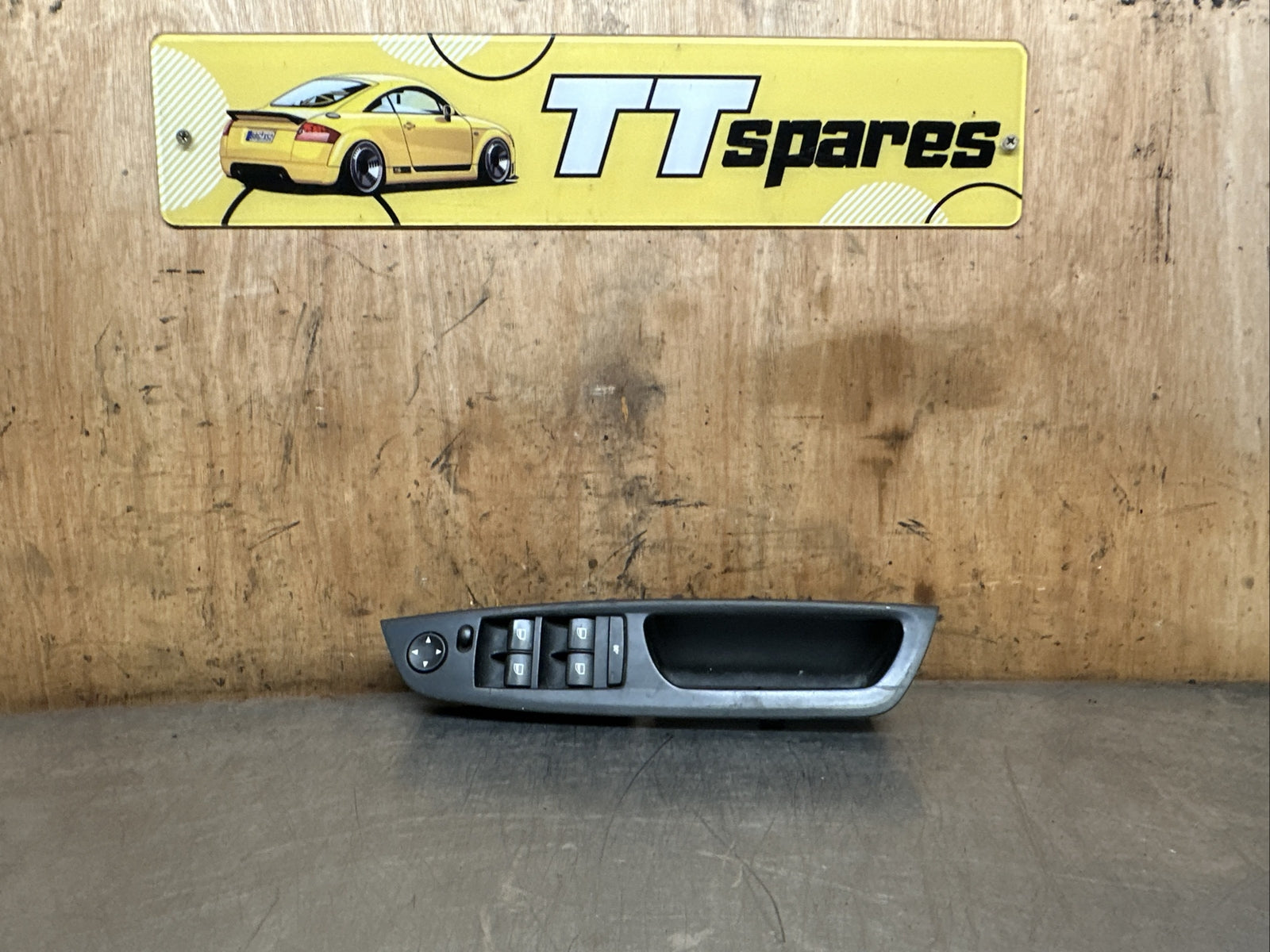 9218042 BMW X5 E70 X6 E71 RHD DRIVER WINDOW AND WING MIRROR CONTROL SWITCH