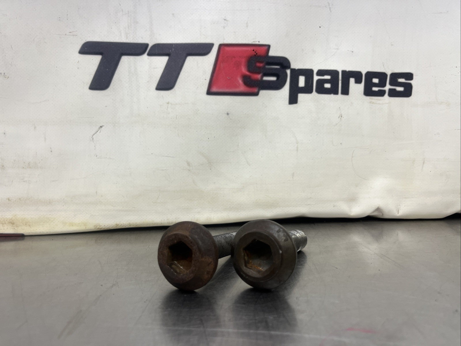 Audi TT 8N Mk1 Front Drive Shaft Bolt 4A0407643A
