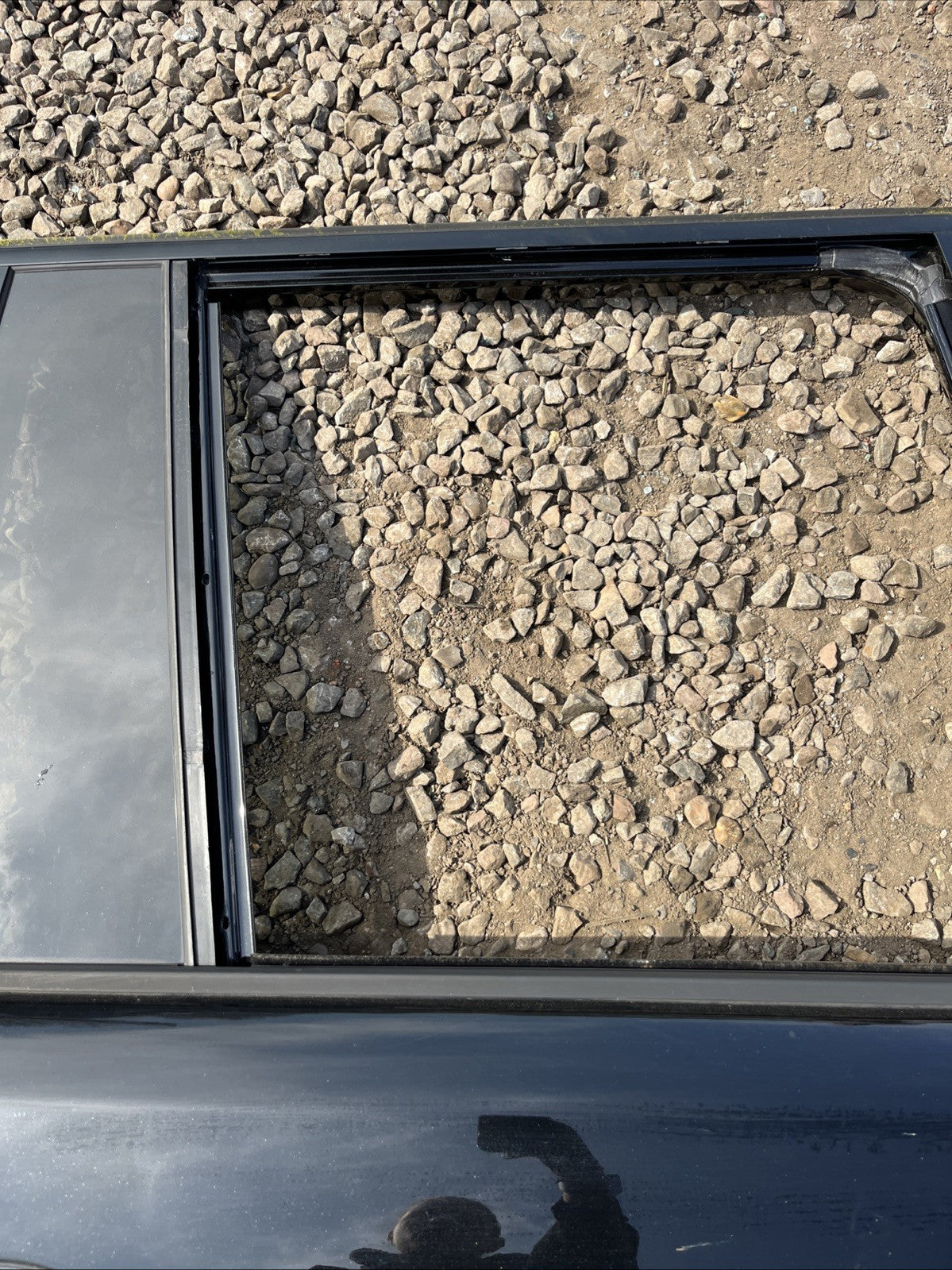 2004 Range Rover L322 Vogue Rear Drivers Door Complete, 0 Rust
