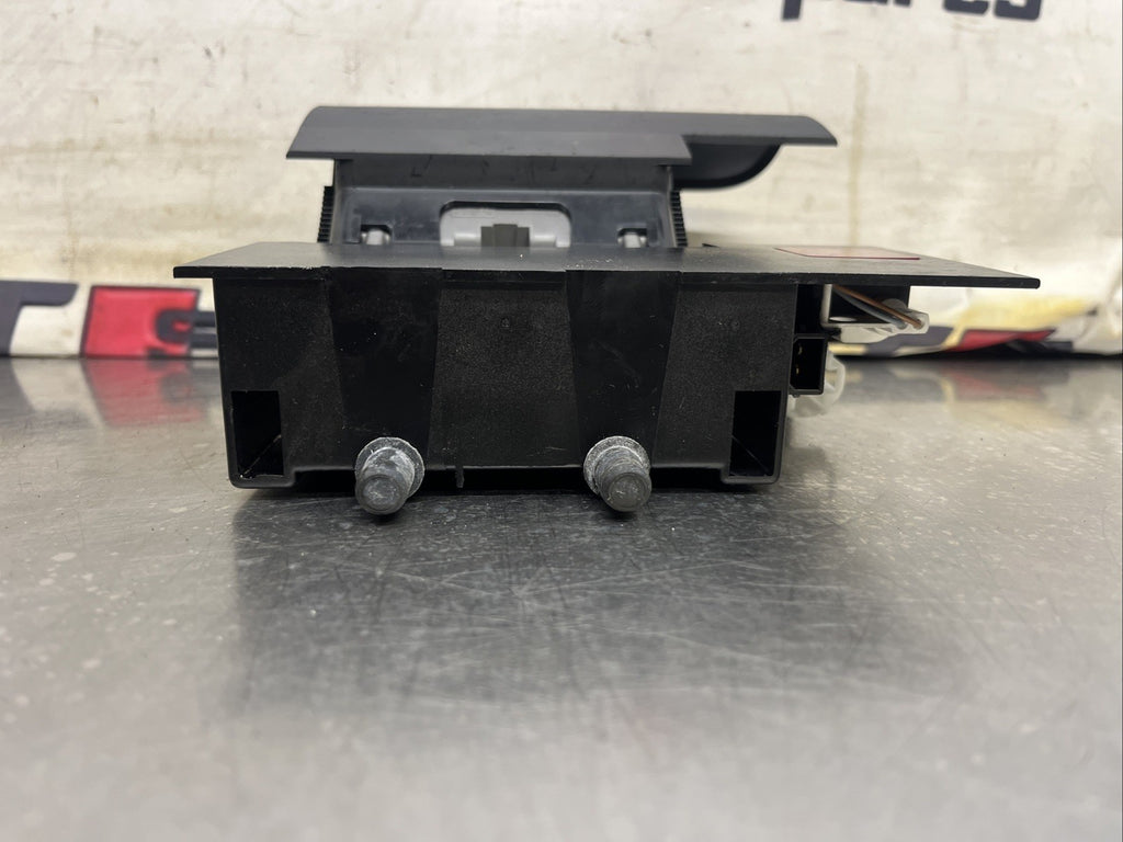 Audi TT Ash Tray Centre Console 1.8T BAM Petrol OEM 2003 8N0857951A