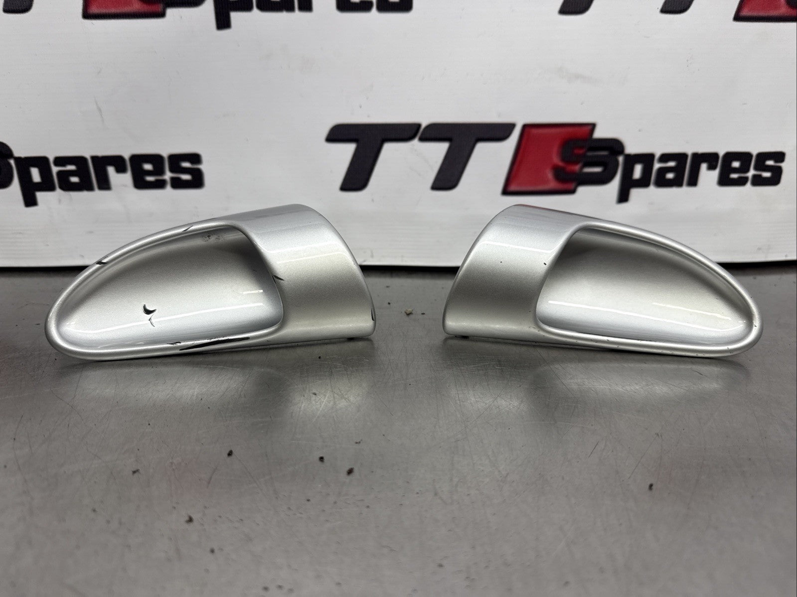 PORSCHE BOXSTER 987 INTERIOR DOOR HANDLES 99755546200 Drivers Side Mint