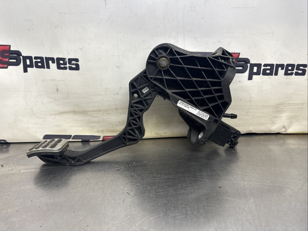 Audi TT 8J Mk2 Chrome Clutch Pedal Assembly Master Cylinder 1K2721059CE