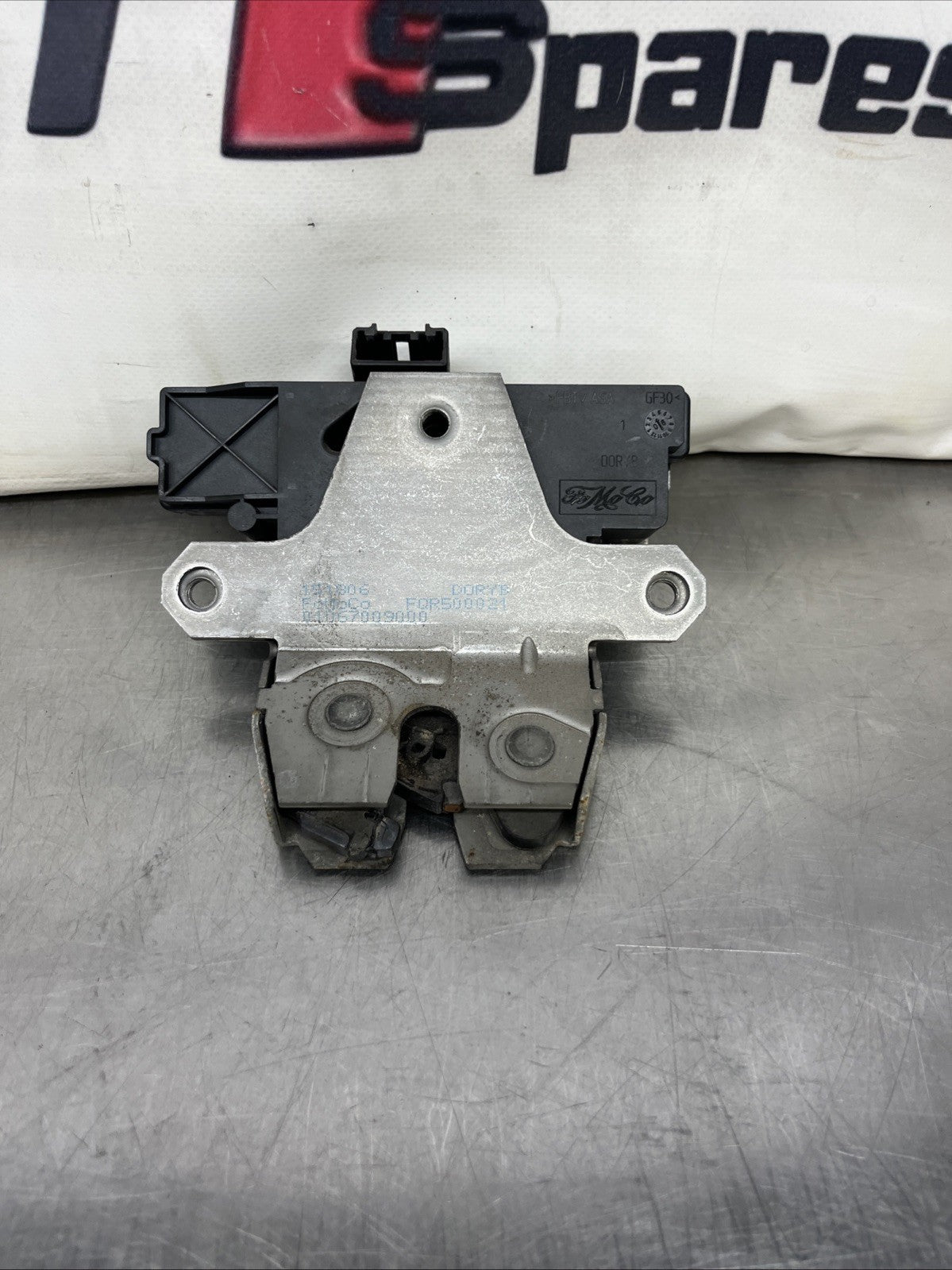 FQR500021 2005 LAND ROVER RANGE ROVER SPORT 2.7 TDV6 HSE  LOWER TAILGATE LOCK