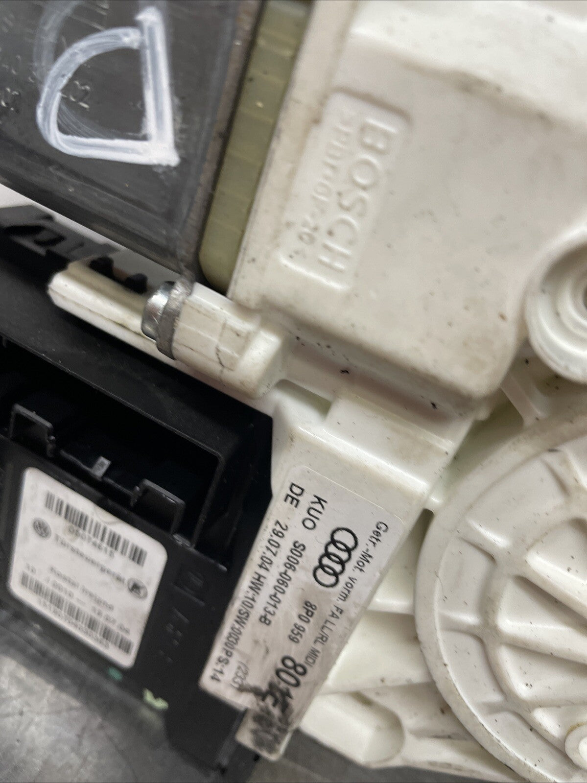 AUDI A3 8P2 (2005   2008)  WINDOW MOTOR 8P0959801E  8P4959801E #863
