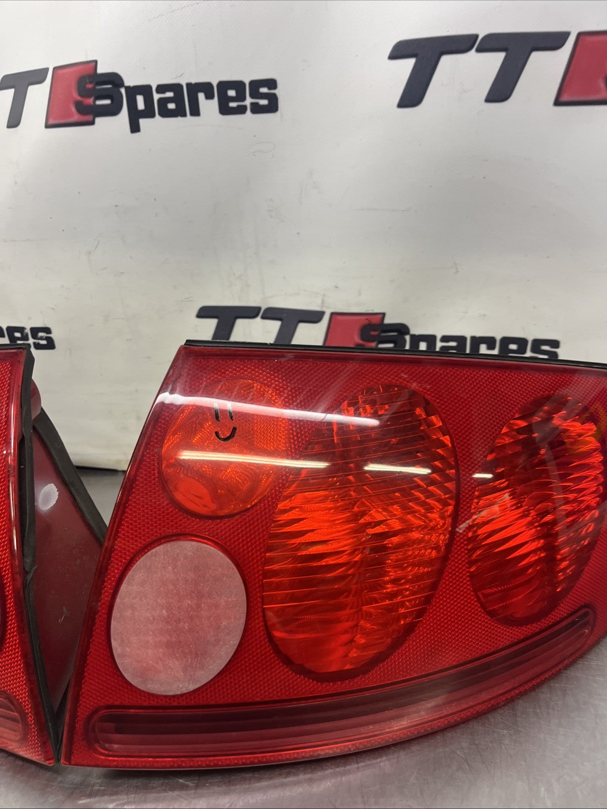 AUDI TT MK1 REAR LIGHTS PAIR 8N 99-06 Late Clear Reverse