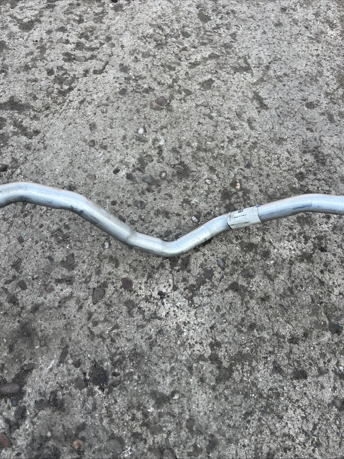 BH42 19N602BB Range Rover Air Con Conditioning Pipe L322  2010 to 2013
