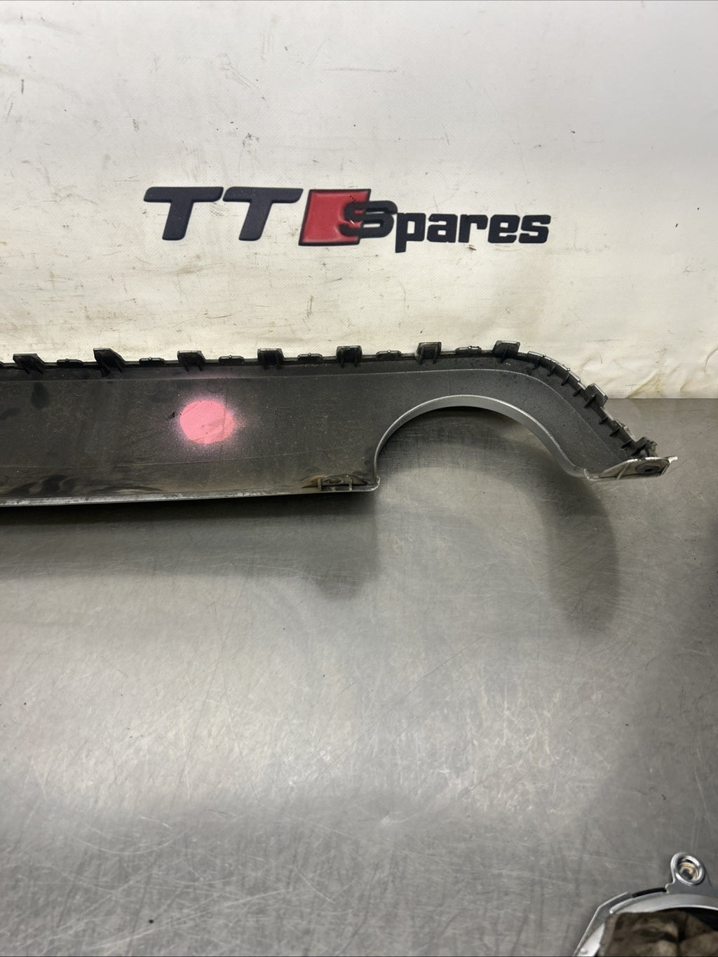 Audi TT 8N Mk1 Lower Rear Spoiler Valance Diffuser Twin Exit LY7W  8N0807421A