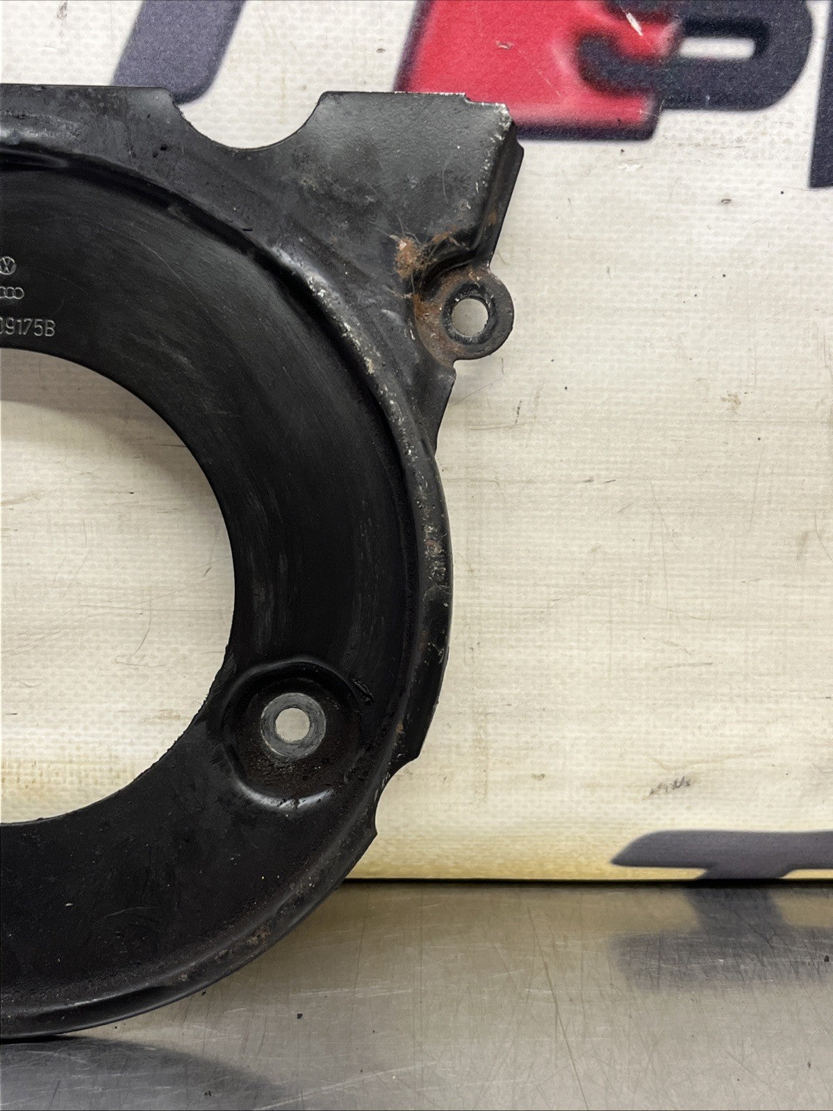 Audi TT 8N Mk1 Lower Cam Belt Crankshaft Pulley Cover 06A109175B