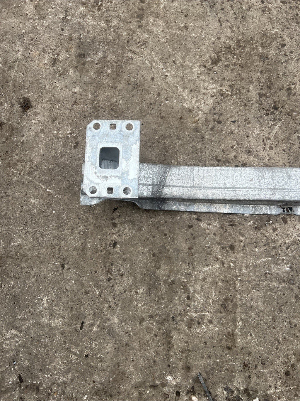 Audi TT 8J Mk2 Front Bumper Beam Reinforcement Crash Bar Support 8J0807109