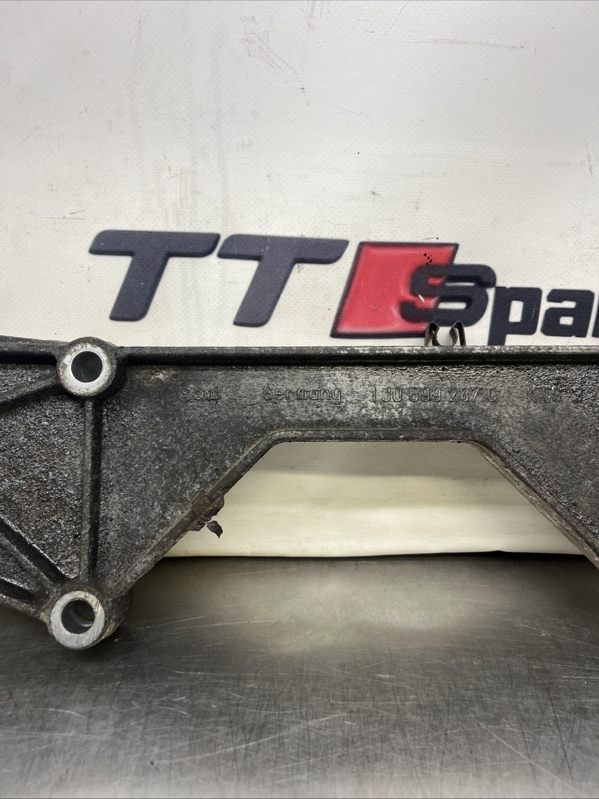 Audi TT 8N Mk1 Rear Diff Haldex Support Bracket 1J0599287C
