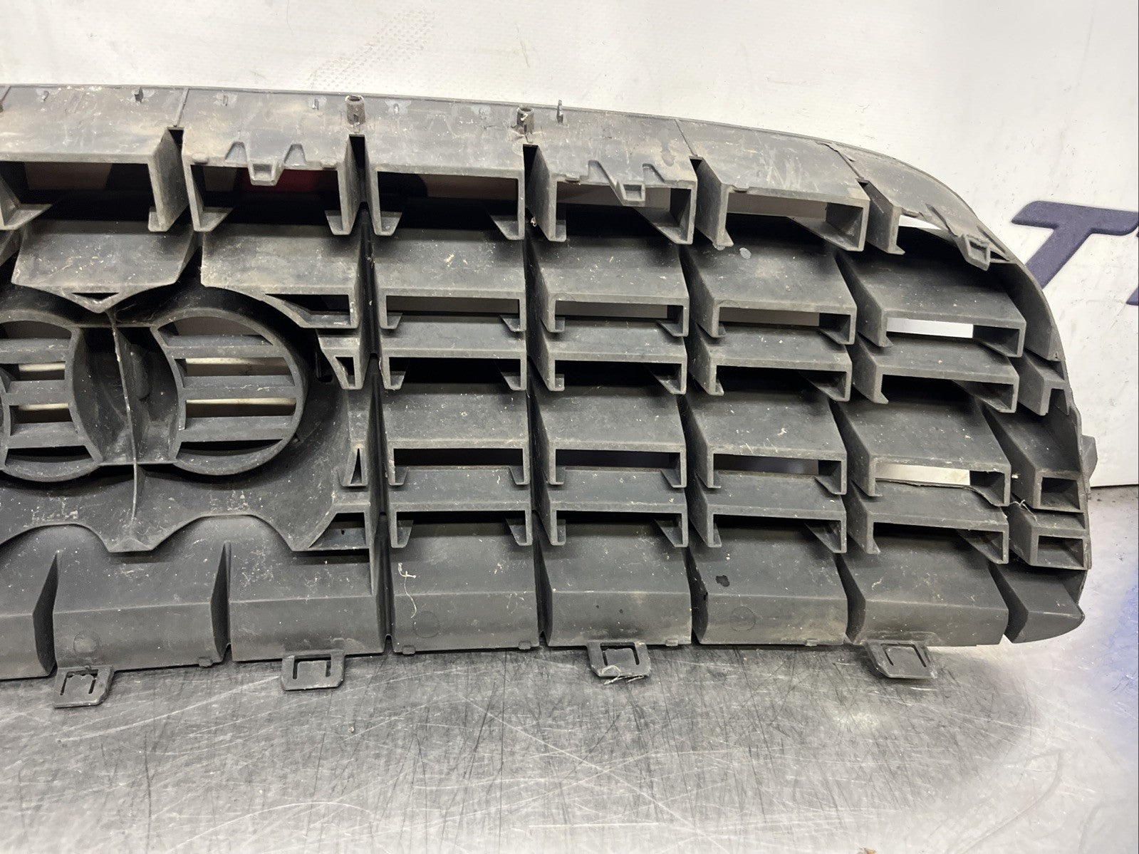 Genuine Audi TT Mk1 8N 99-06 Quattro Badge 3 slat V6 Grille bumper