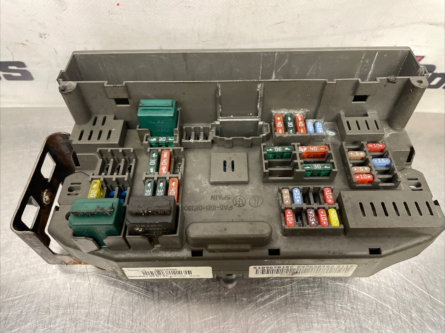 518967010C 697638402 Fuse box  for BMW X5 UK1730634-10