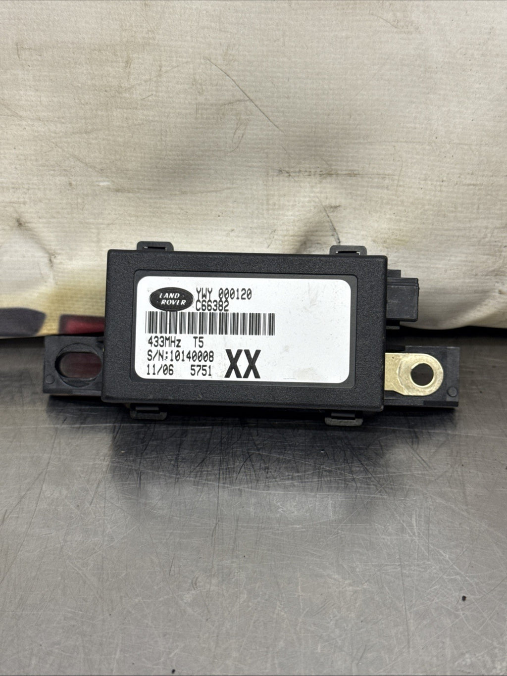 Land Rover Discovery Alarm Control Module Ecu Ywy000120 Mk3 2003-2010F