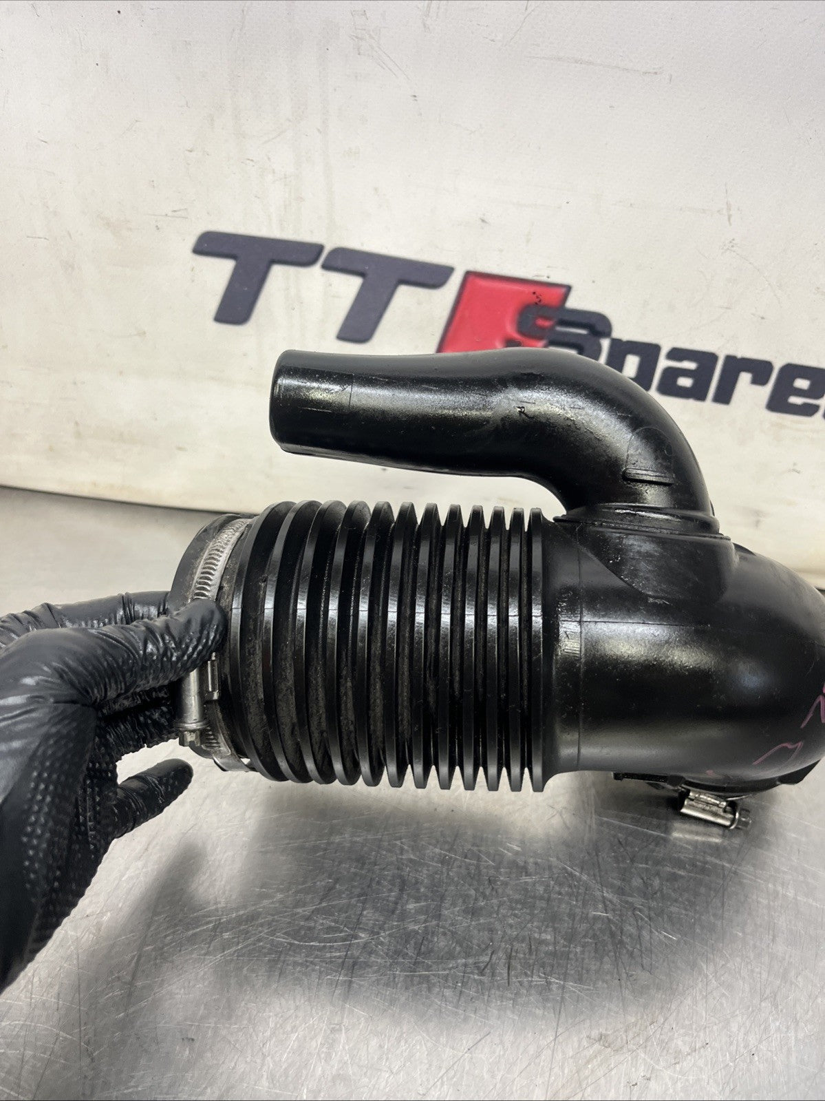 BH429F876AA LAND ROVER VOGUE L322 2012 RHD AIR INTAKE HOSE PIPE 