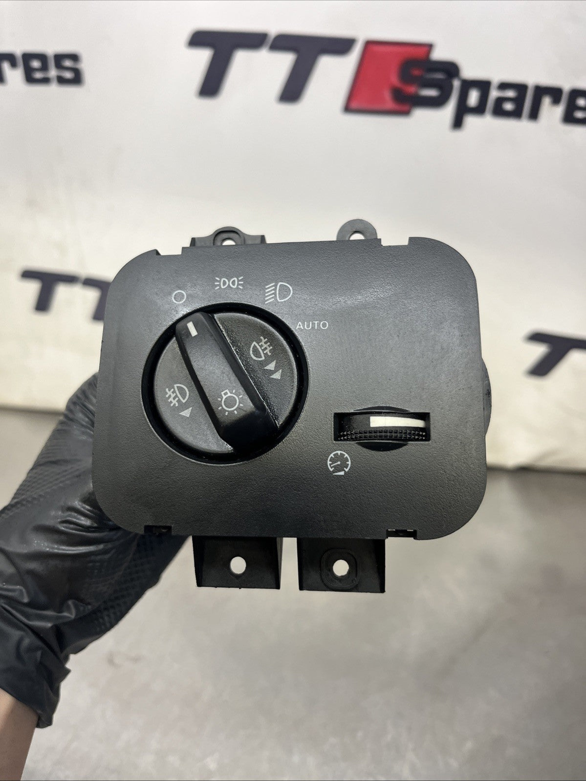 RANGE ROVER SPORT L320 2006 TDV6 HSE FRONT HEADLIGHT SWITCH PANEL YUD501480PVJ