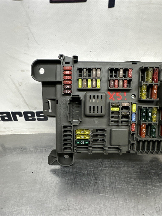 BMW X5 E70 2008 Fuse box set B01015300 EPG33058