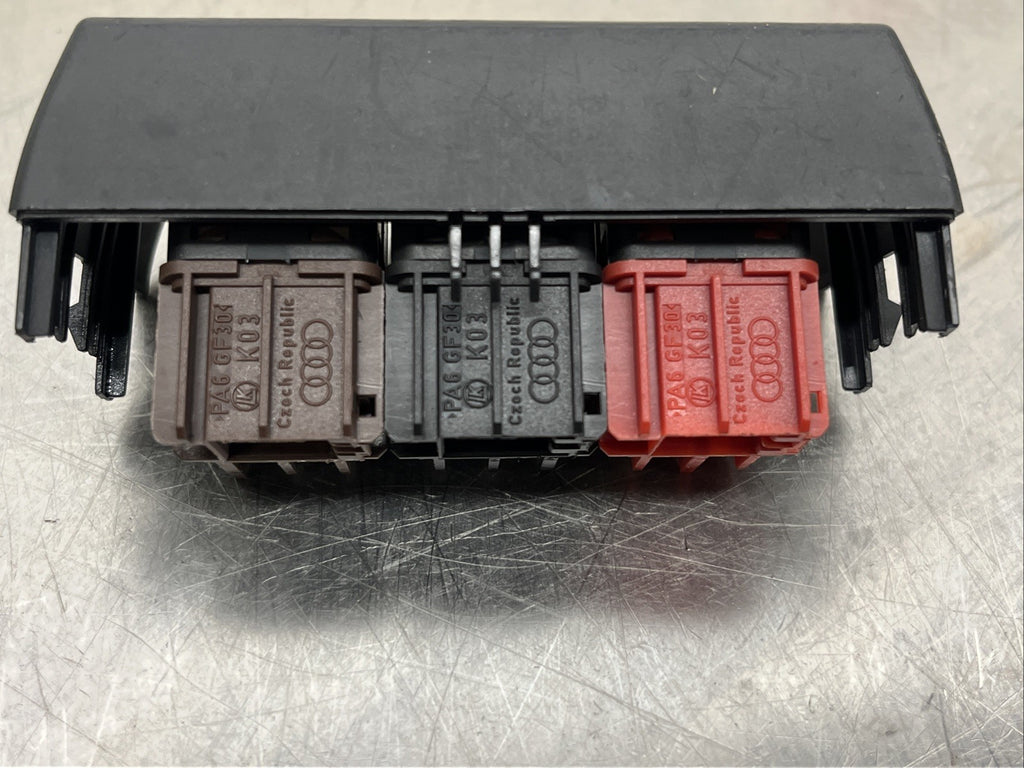 AUDI TT MK1 8N FUEL FLAP BOOT RELEASE SWITCHES WARRANTY 8n0962101