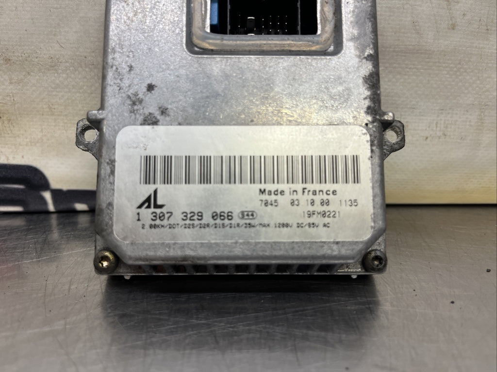 Audi TT 8N A8 4D Xenon Headlight Control Unit Electrical ballast 1307329066