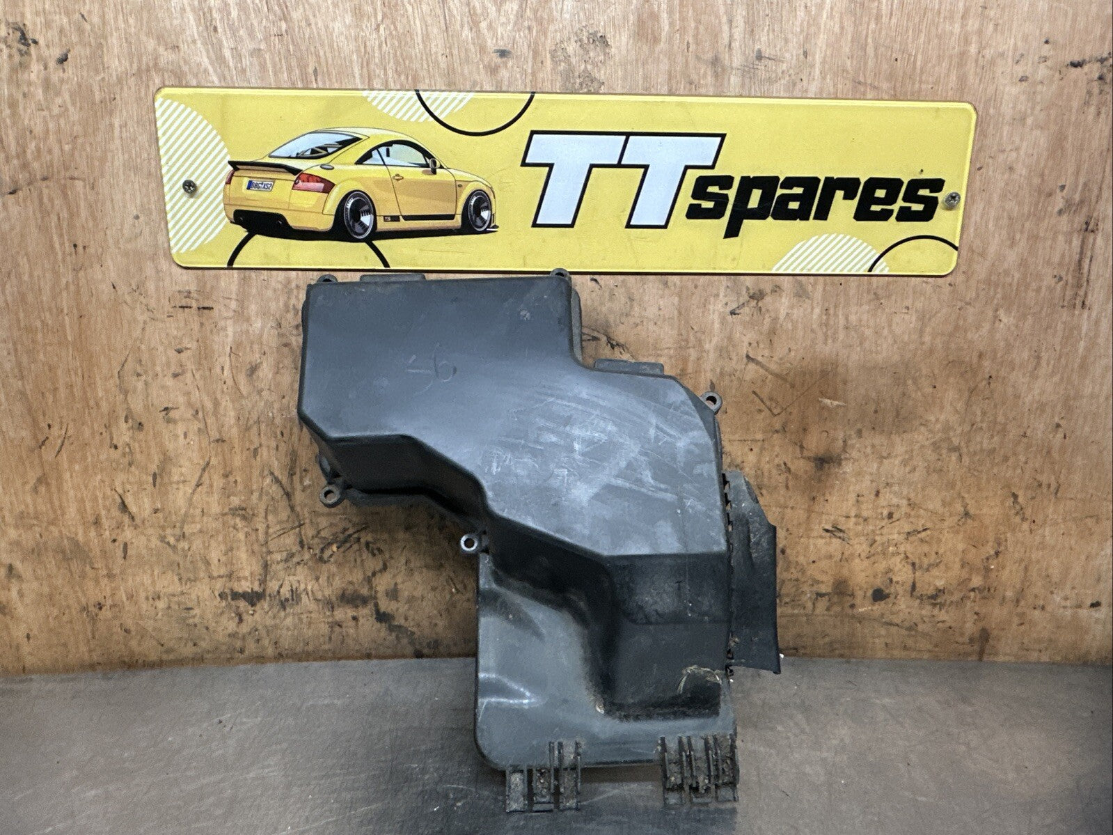 4F2937576 Audi S6 A6 Allroad 4F C6 Engine Bay ECU box Lid 