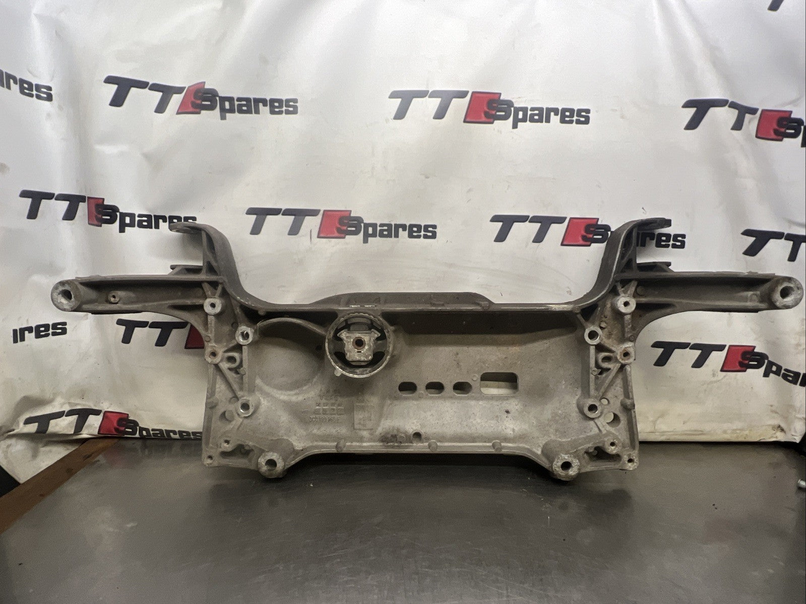 VW AUDI SEAT SKODA FRONT SUBFRAME ENGINE SUPPORT 3c0199369F