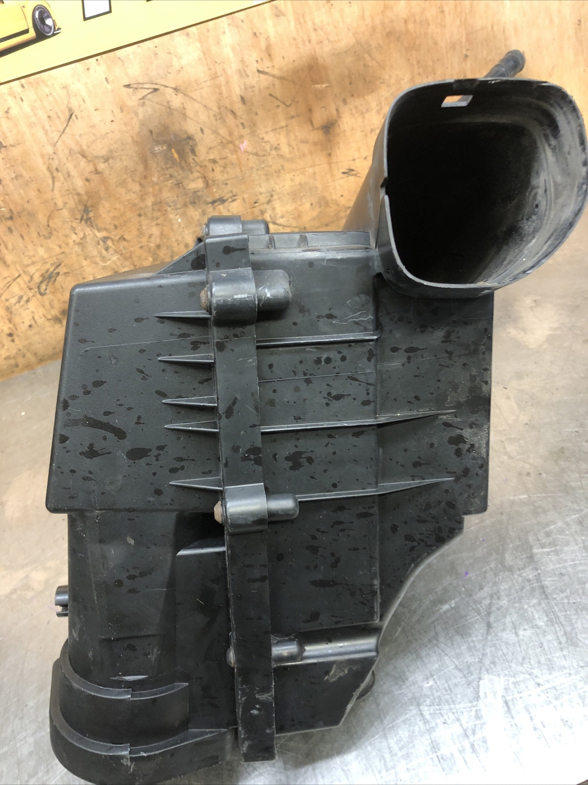 AUDI A3 8P MK2 AIR FILTER HOUSING BOX 4615185968 / 3C0129607
