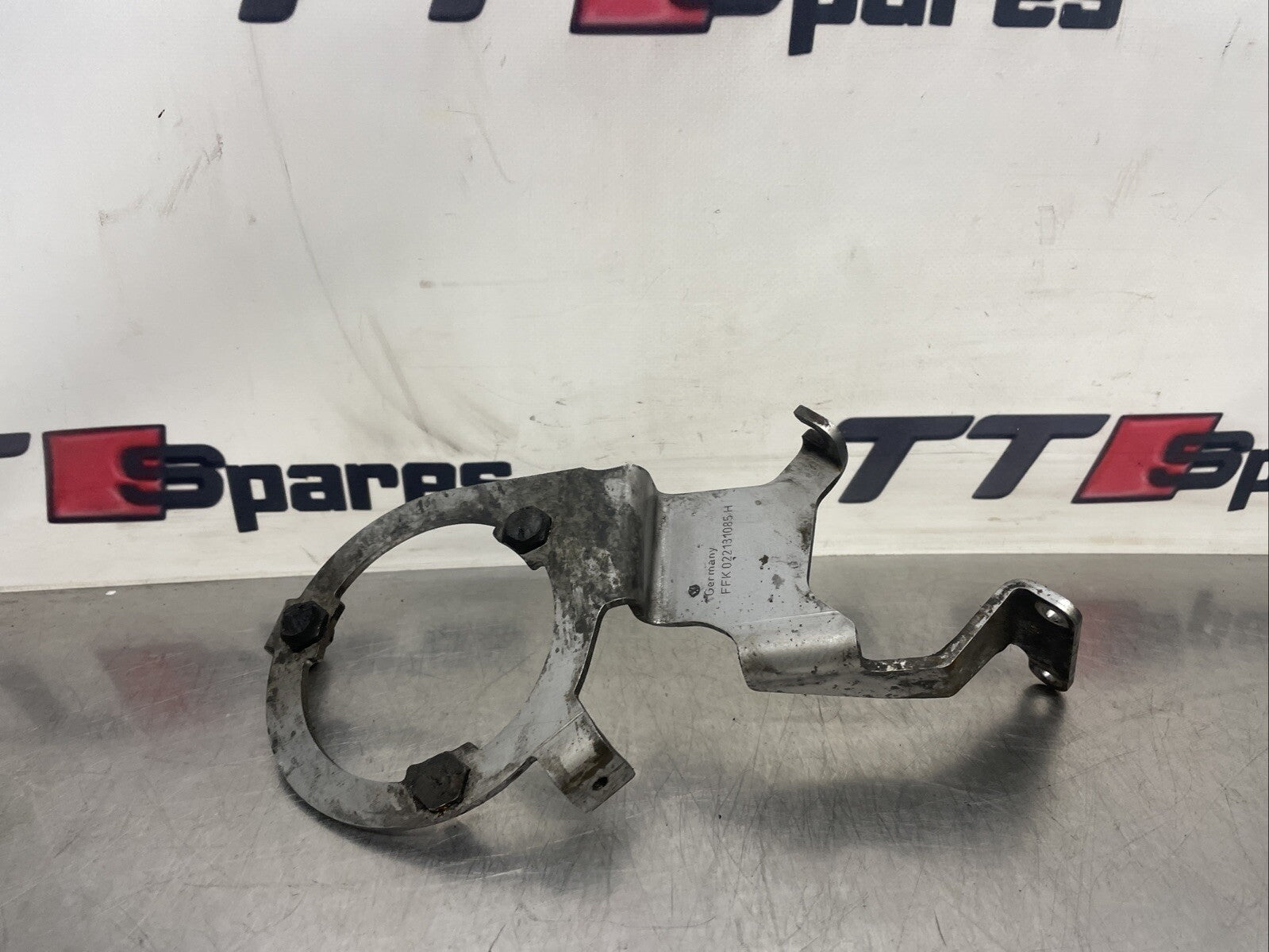 2008 2009 Audi TT Quattro 3.2L Secondary Air Pump Bracket 022131085H
