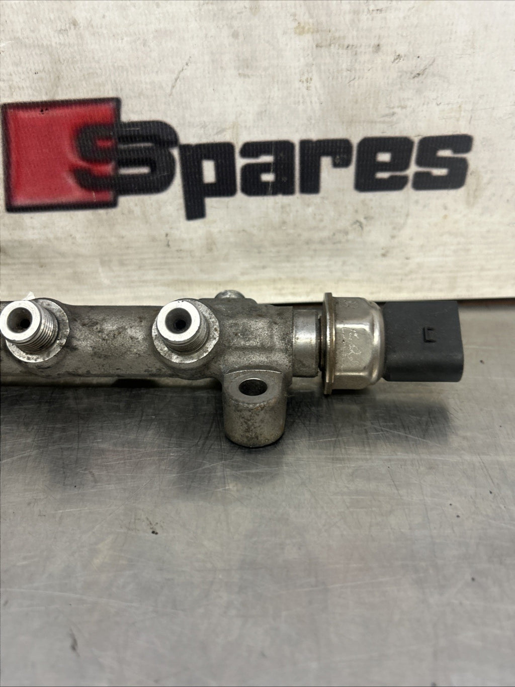  2019 VOLKSWAGEN GOLF MK7 2.0TDI GTD FUEL COMMON INJECTION RAIL 04L 089 D