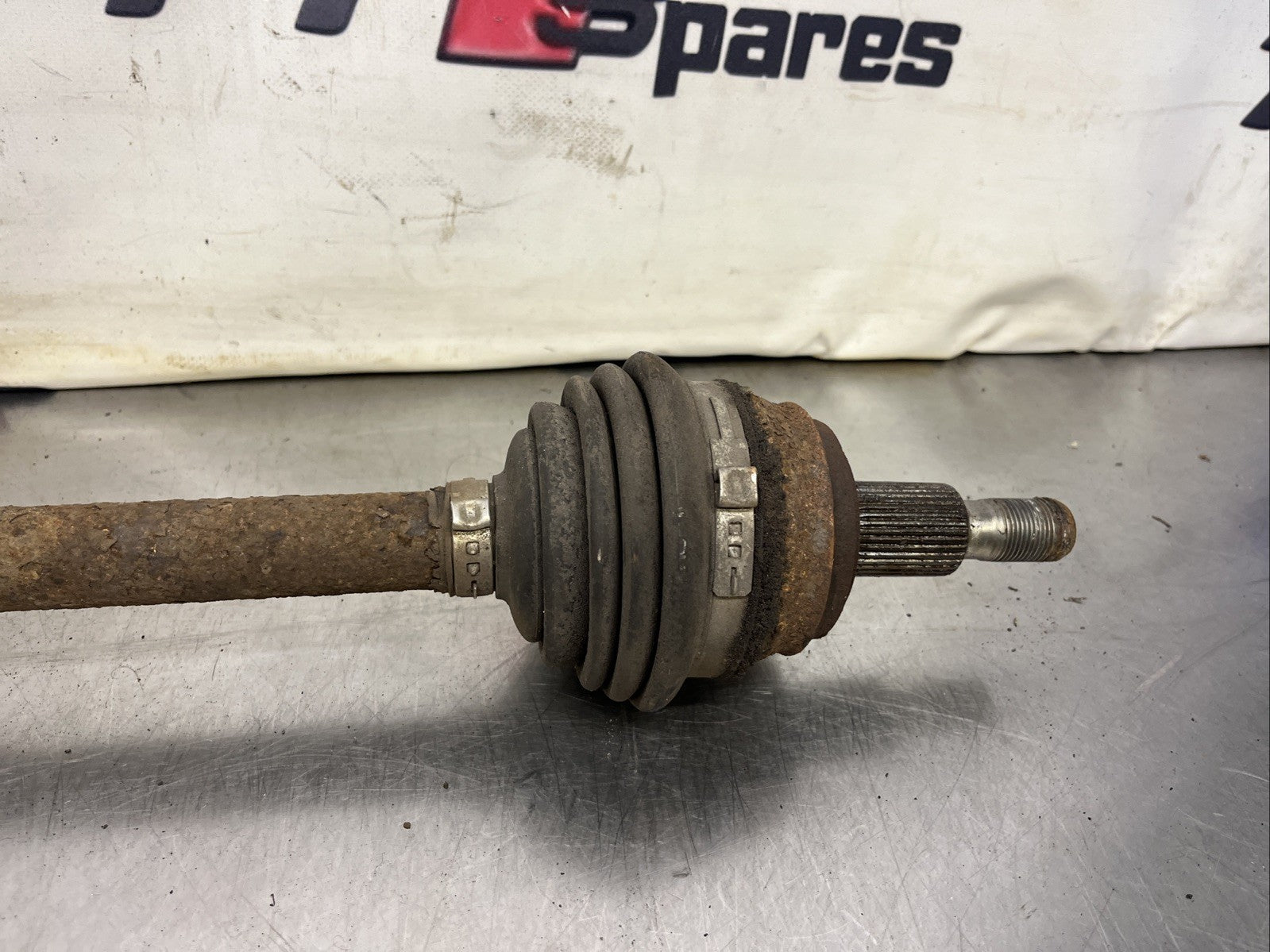 Audi TT Mk1 8N 2001-2006 Passenger/Left/NS Rear Driveshaft Drive Shaft Assembly