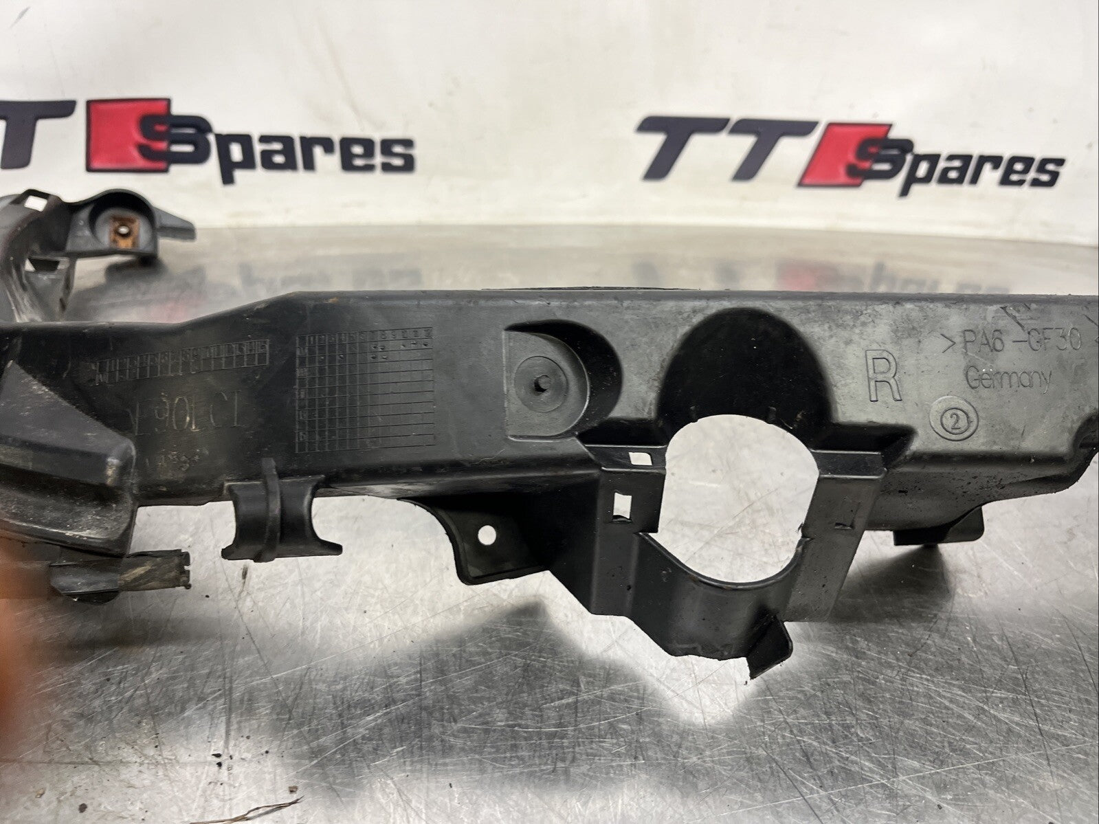 Genuine Used BMW Driver O/S Headlight Bracket Fits E90 E91 LCI 7138402