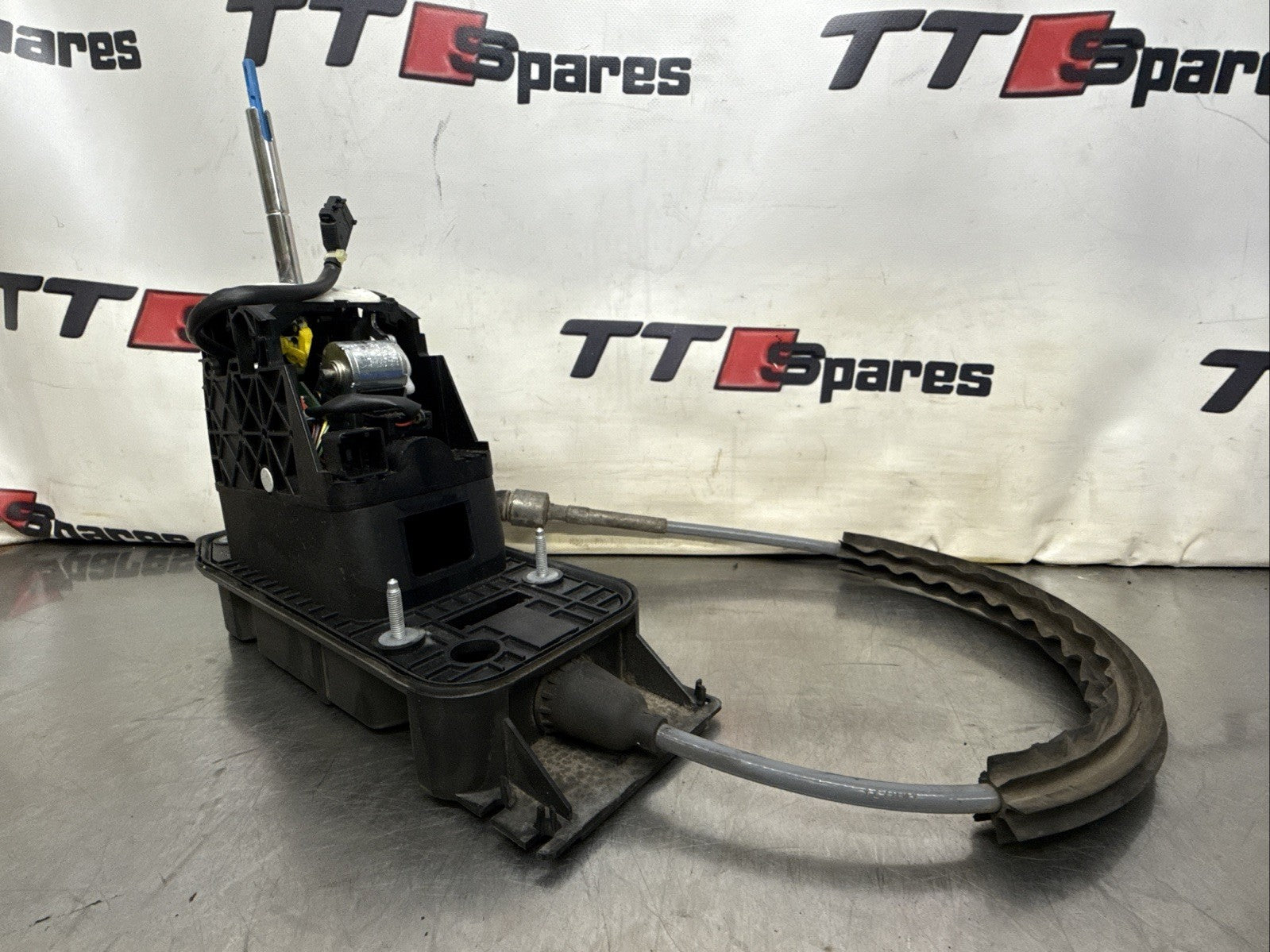 AUDI TT 8J 06-09 3.2 TFSI Automatic Shift Selector & Linkage 8J2713025E